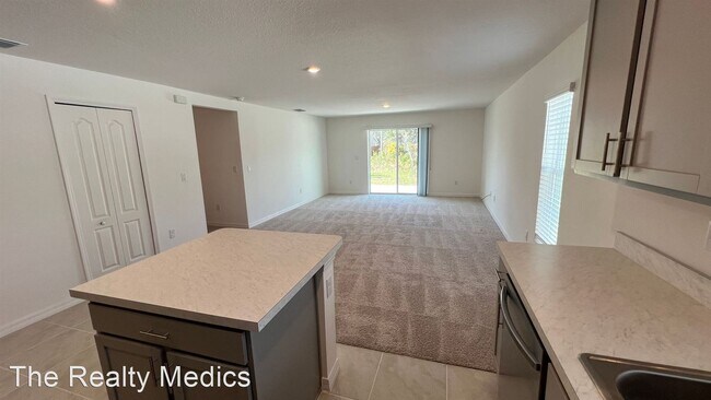 Building Photo - 3 br, 2 bath House - 186 Hurtig Ave NW