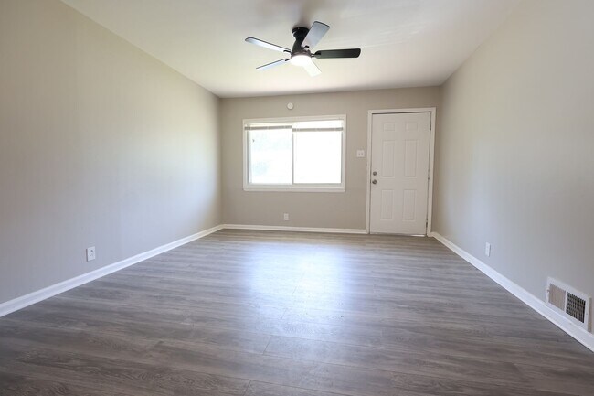 Building Photo - Beautifully Renovated 3BR Ranch with HUGE Backyard & Modern Updates