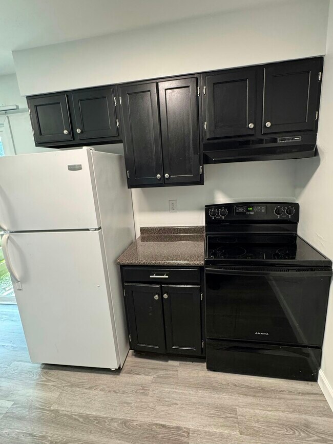 Foto del edificio - 4167 W Ridge Rd