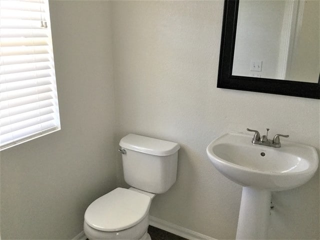 Building Photo - 5552 N Genoa St