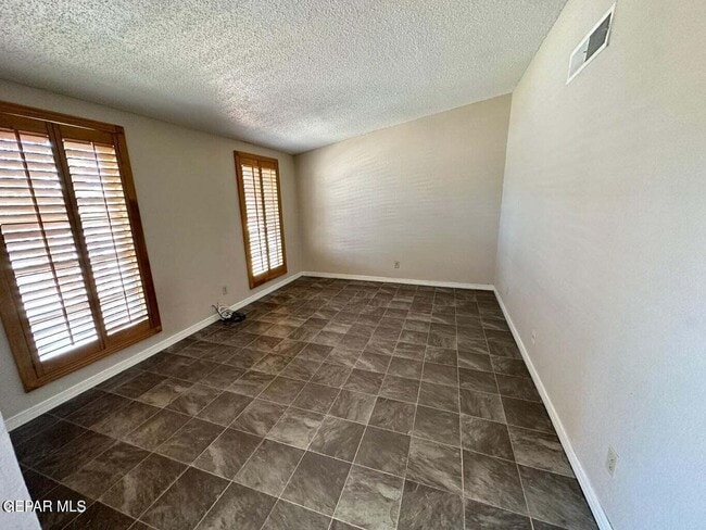 Building Photo - 5021 Dearborne Dr