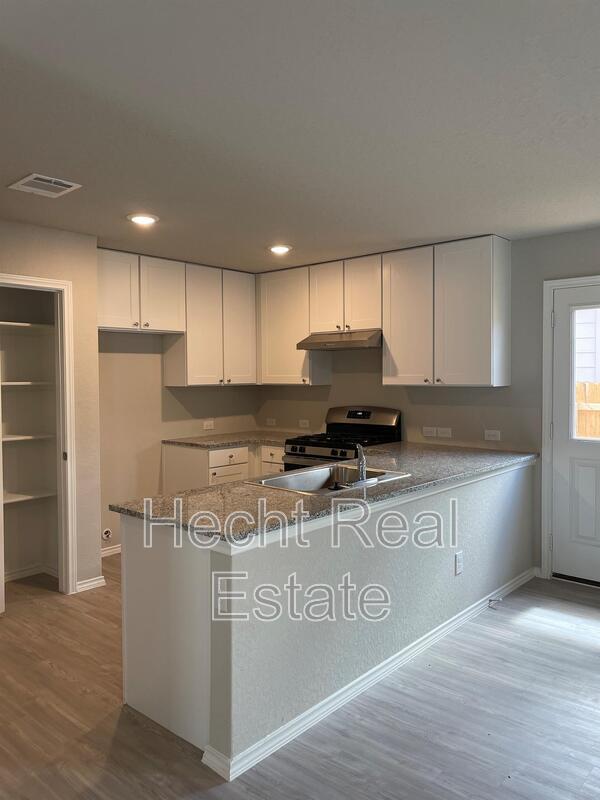 Foto del edificio - 10779 Prusiner Dr