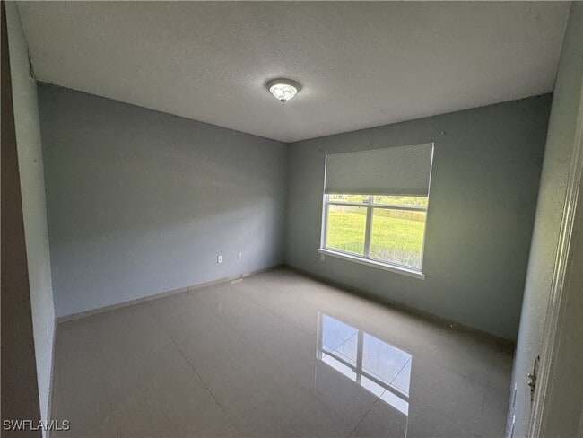Foto del edificio - 11530 Villa Grand