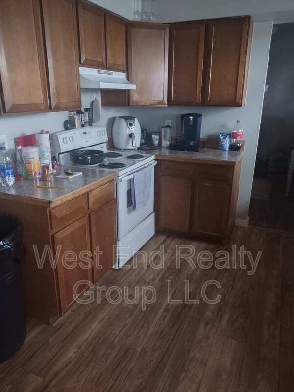 Foto del edificio - 765 N Colorado Ave