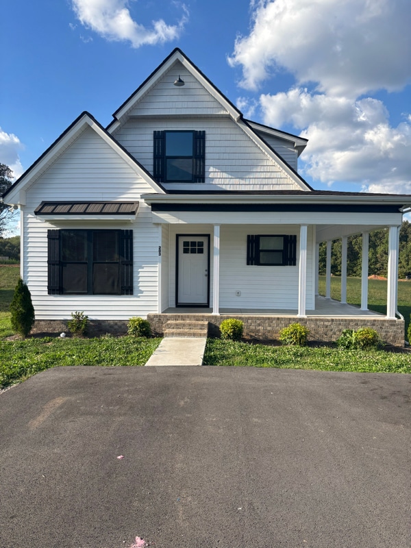 Building Photo - 203 Cherokee Dr
