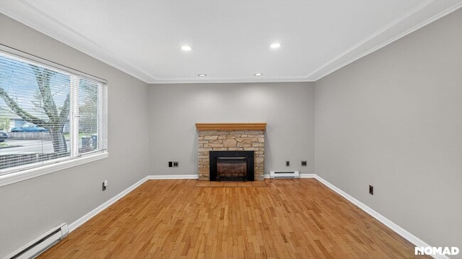 Building Photo - 2920 Pearl St