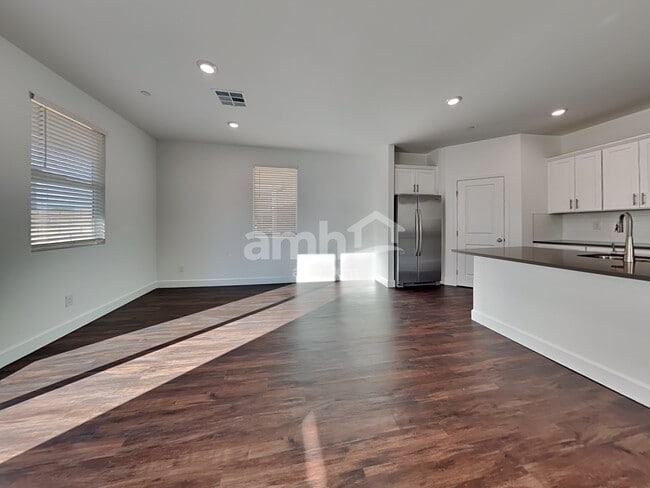 Building Photo - 126 Island Plumeria Ln
