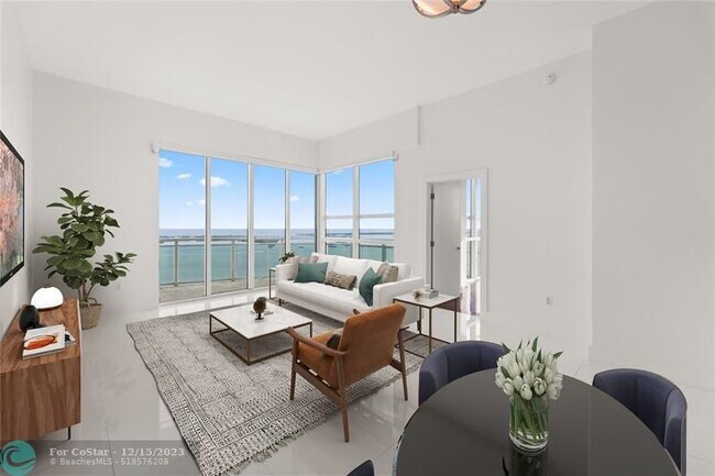 Building Photo - 950 Brickell Bay Dr