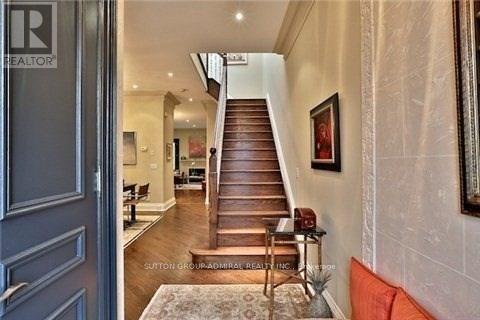 Photo du bâtiment - 312 Broadway Ave