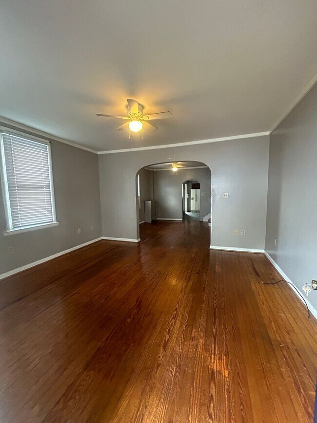 Foto del edificio - 4-bedroom duplex in south Steelton