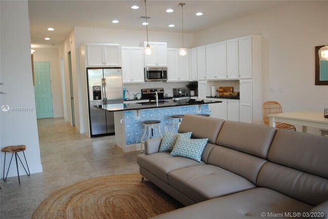 Building Photo - 126 Captiva Dr