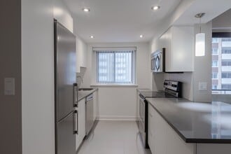 Building Photo - 3435 Rue Drummond
