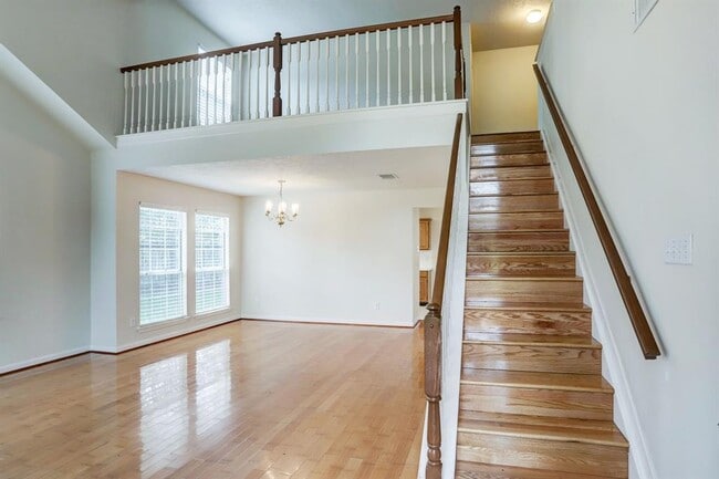 Foto del edificio - 2426 Linwood Dr