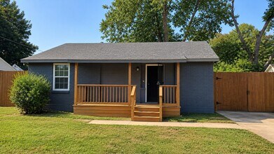 Building Photo - 2889 Montague Ave