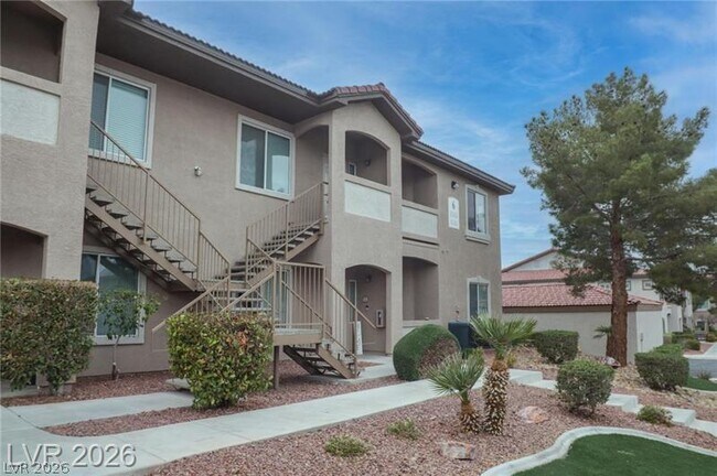 Foto del edificio - 2305 W Horizon Ridge Pkwy