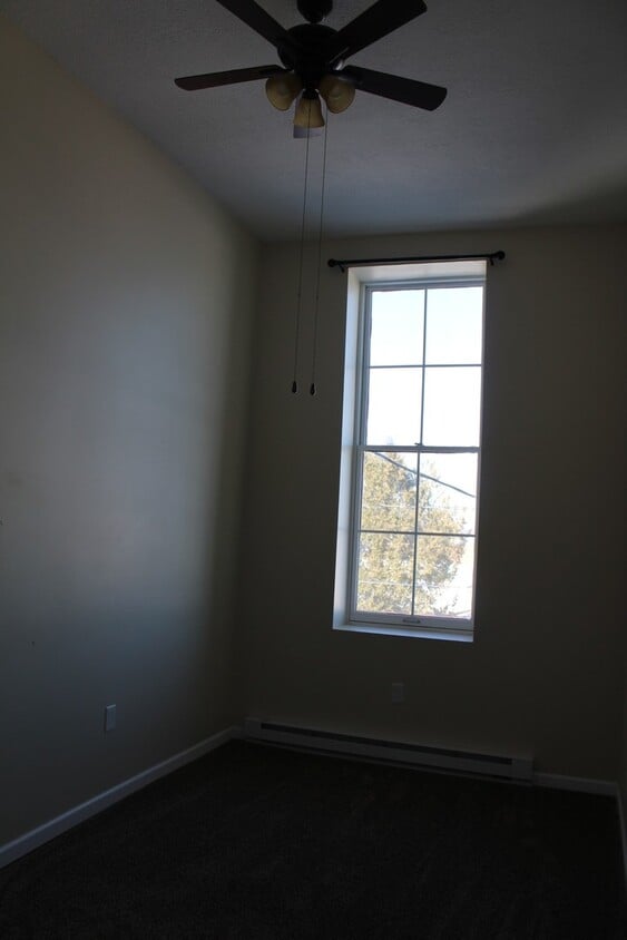 Primary Photo - 253 State St