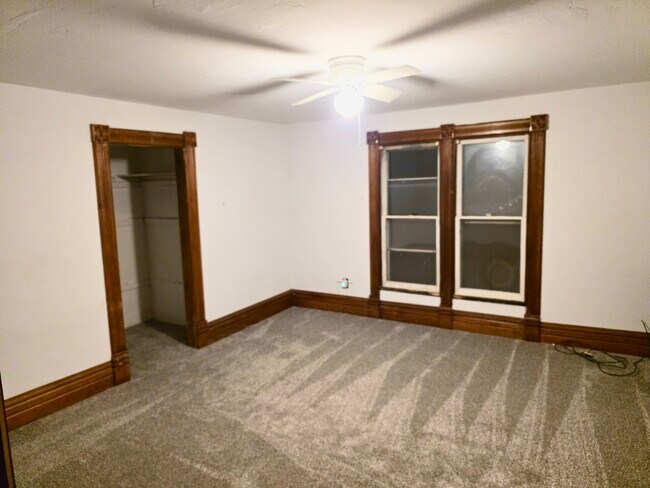 Foto del edificio - 1124 S High Ave