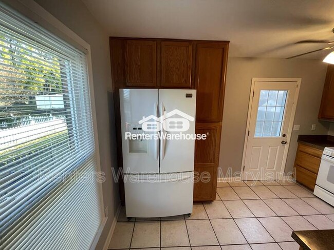 Building Photo - 20 Stewarton Ct