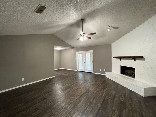 Building Photo - Saginaw Texas Homes for Rent