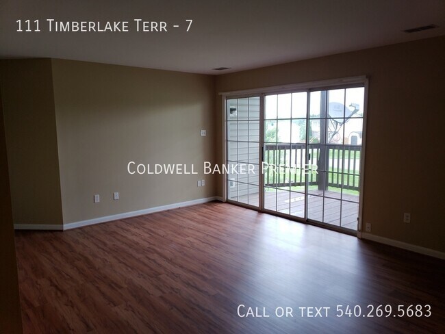 Foto del edificio - 111 Timberlake Terrace