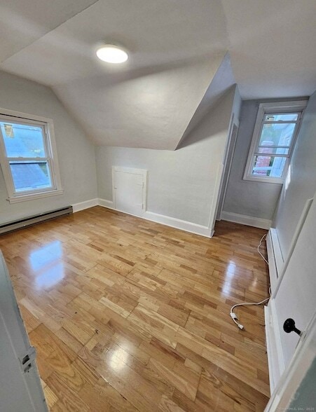 Foto del edificio - 101 Goddard Ave