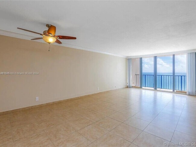 Building Photo - 2401 S Ocean Dr