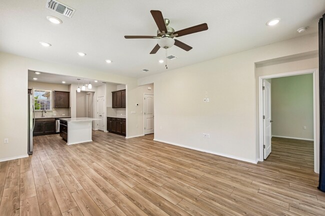 Foto del edificio - 402 Yorktown St