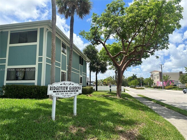 Foto del edificio - 19700 SW 103rd Ct