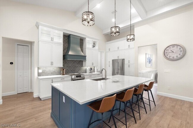 Building Photo - 8761 Mustang Island Cir