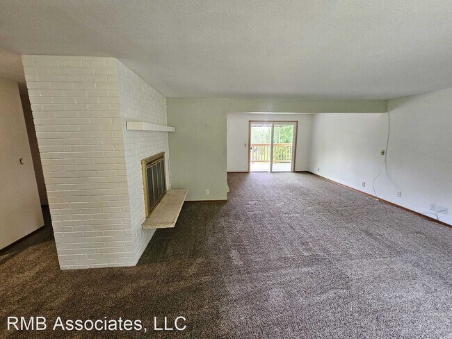 Building Photo - 3 br, 3 bath House - 10505 SW 64th Drive