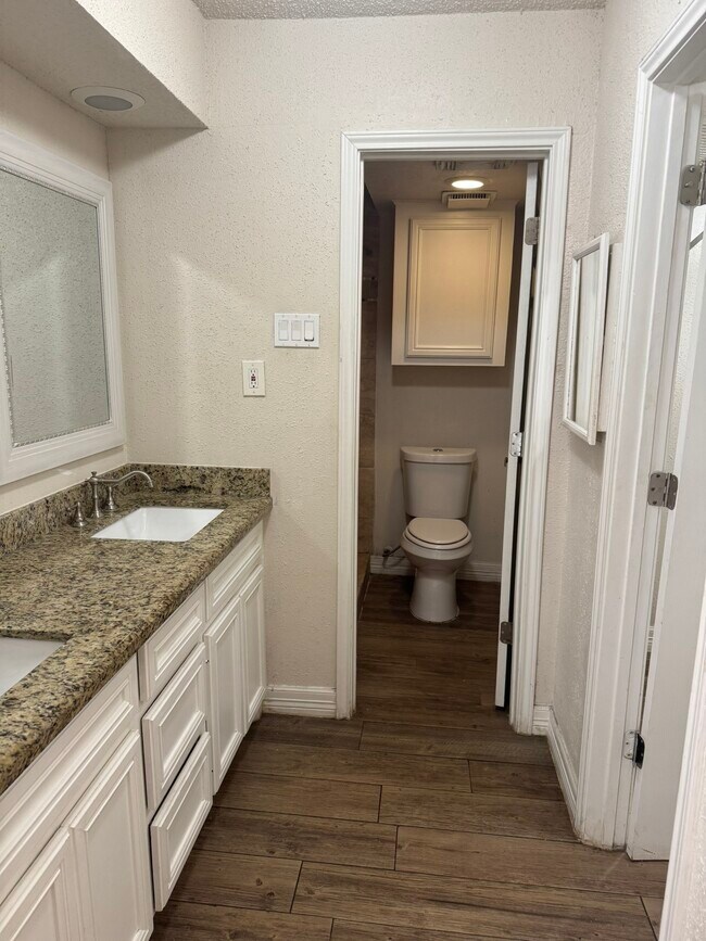 Foto del edificio - 10822 Kirktown Dr