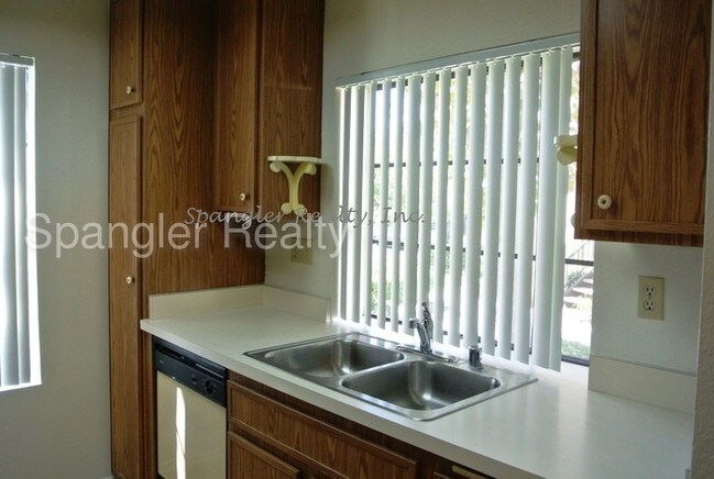 Building Photo - 2Bed/2Bath in Sabre Springs~ Wimberly #255