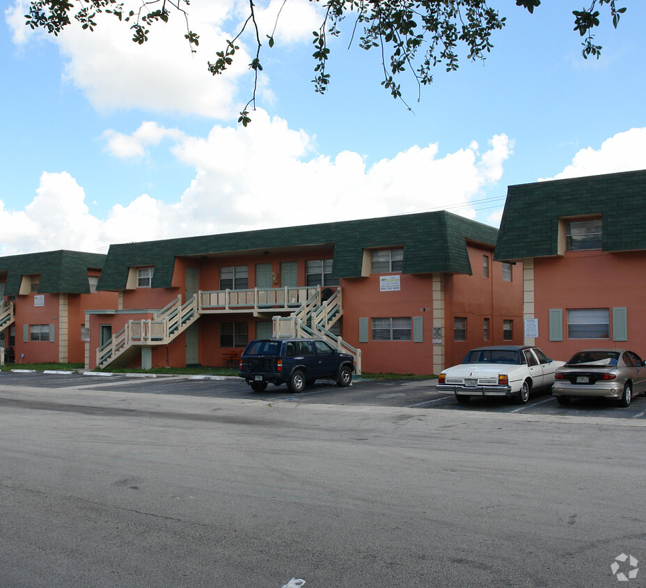 Building Photo - Sunset Manor Apartments