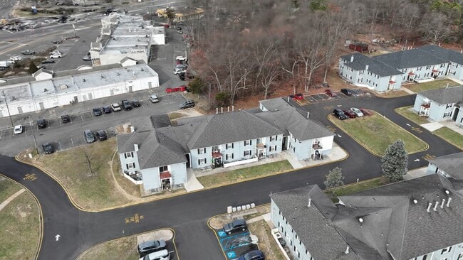  - Brick Estates Apartment Homes