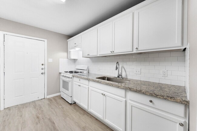 Building Photo - Parkview Apartments