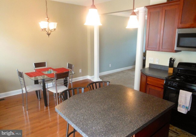 Building Photo - 36 Lukens Mill Dr