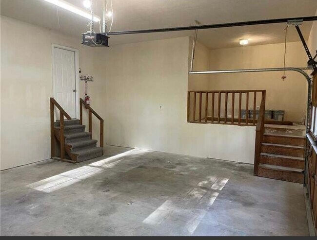 Building Photo - 2467 Verner Rd NW