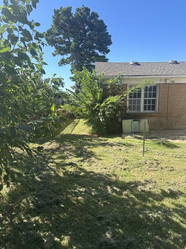 Photo - 745 SW 52nd St House