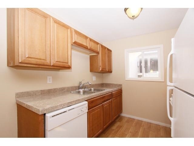 Building Photo - 4750 Noyes St