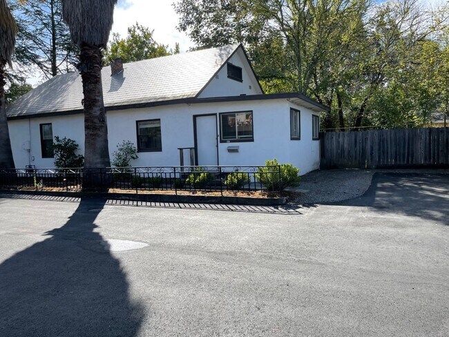 Foto del edificio - 691 5th St W