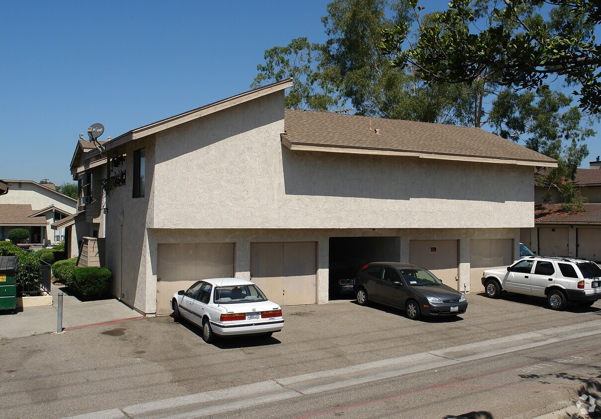Foto del edificio - 23202 Saguaro St