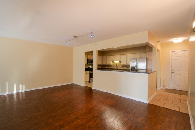 Building Photo - 7400 Lincoln Ave