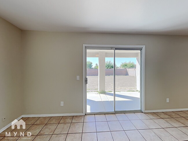 Building Photo - 12105 W Flores Dr