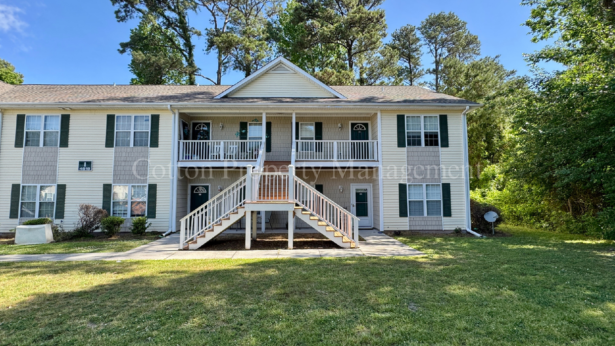 Primary Photo - 4619 McClelland Dr