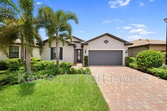 Building Photo - 3685 E Hampton Cir