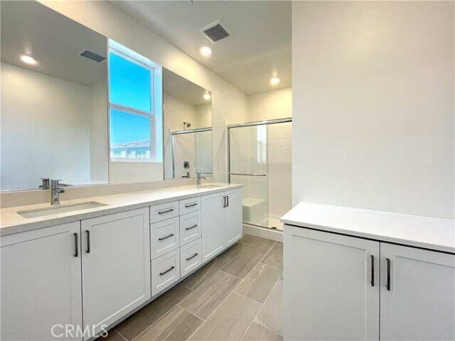 Foto del edificio - 3548 Indigo Privado