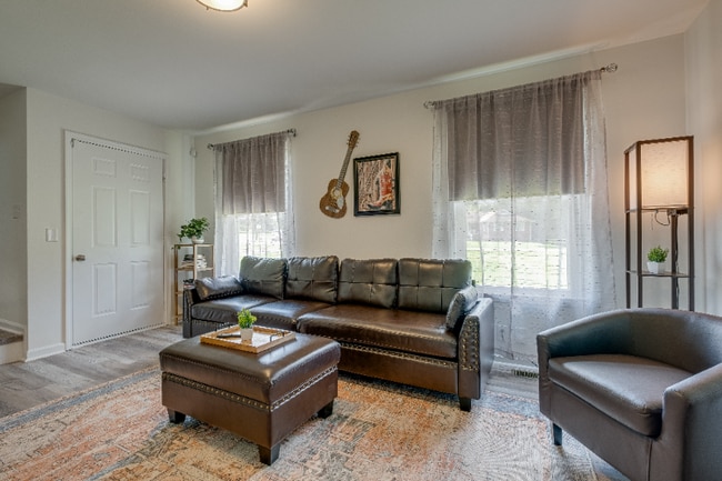 Photo - 179 Anderson Ln House