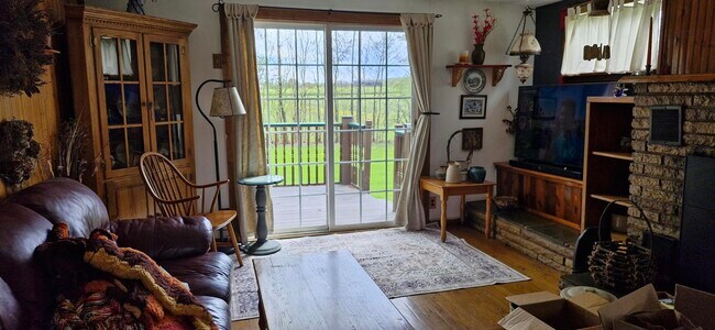 Foto del edificio - 3126 County Road 6