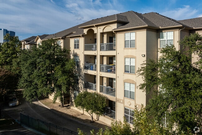 Building Photo - Z - Waterford at Goldmark
