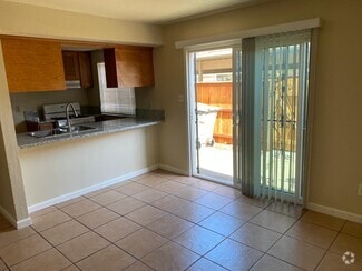 Building Photo - 4223 Weymouth Ln